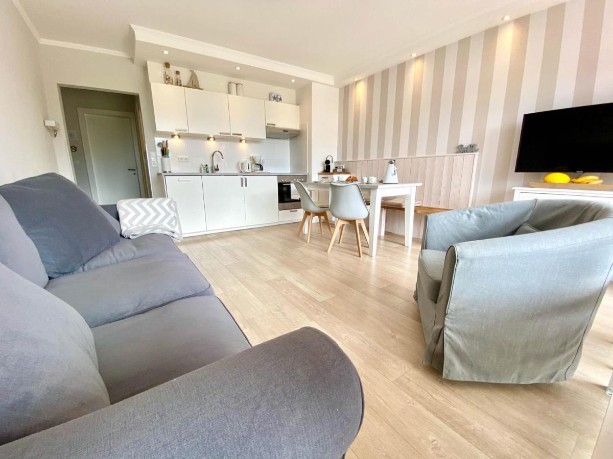 Appartamento Kleines Mollymook Wenningstedt-Braderup Esterno foto