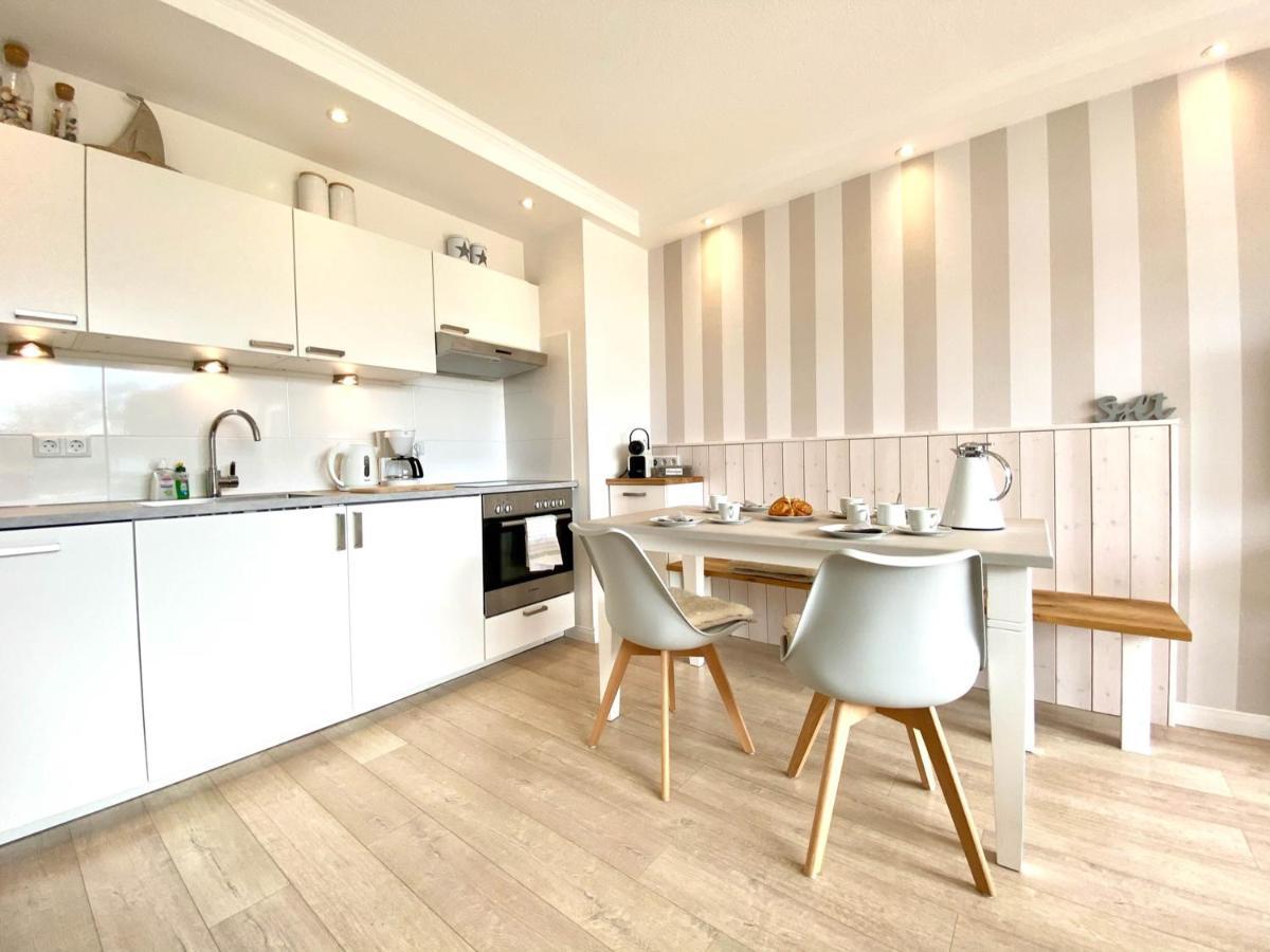 Appartamento Kleines Mollymook Wenningstedt-Braderup Esterno foto
